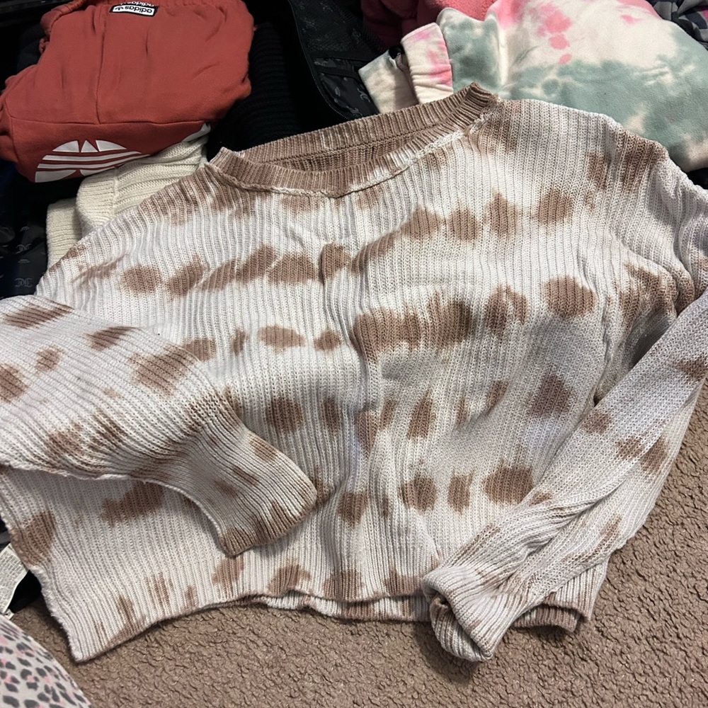 Cropped sweater